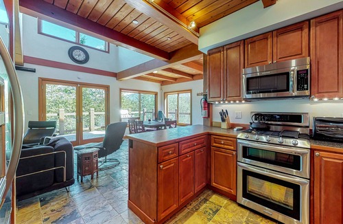 Lake Roesiger House | Quiet, family friendly home w/WiFi, large deck, & full kitchen - Dogs are OK