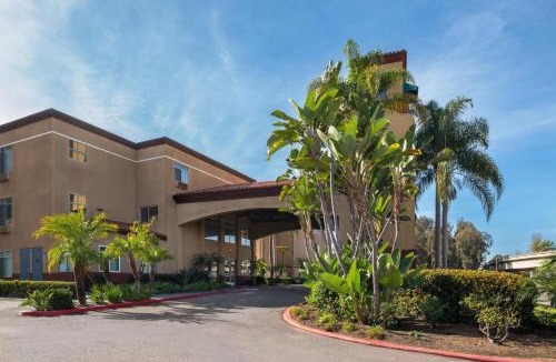 Mission Valley Hotel | Ramada Suites by Wyndham San Diego Hotel Circle Area
