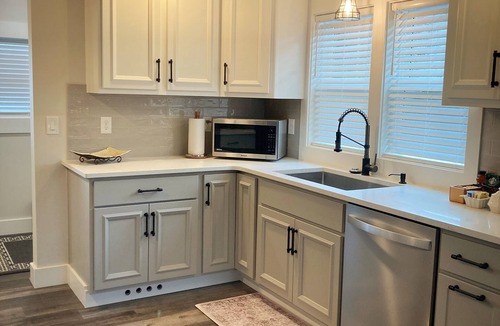 Yakima House | Rare Beautifully Restored Historic Retreat Central Yakima Location Must See!