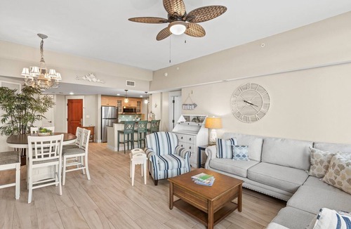 Baytowne Wharf Condo | RARE! HUGE Balcony Overlooking Baytowne Wharf! Trop Pool, Hot Tub, Beach Tram