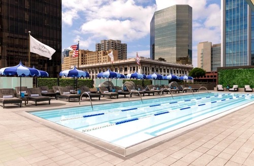 Civic Core Hotel | Relaxing Family Getaway in Downtown | 2 Rooms w/Rooftop Pool Access