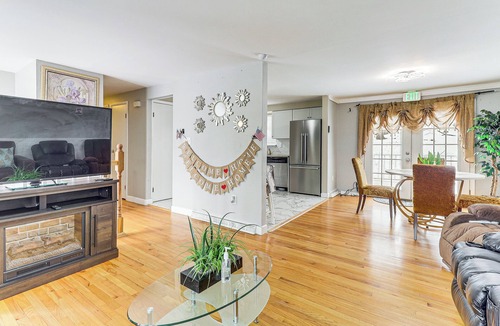 Monroe Heights House | Remote-Work Ready: Family Home Near Pittsburgh