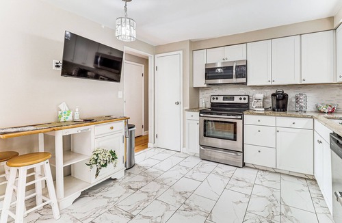 Monroe Heights House | Remote-Work Ready: Family Home Near Pittsburgh