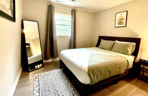 Atlantic Beach Apartment | Renovated apt short walk to beach, Central AC, Fast Wi-Fi