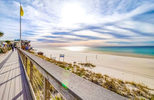 Baytowne Wharf Apartment | Renovated studio with pool, hot tub, full sized fridge, and 2 burner stovetop