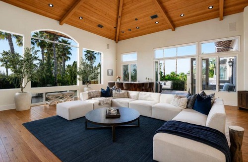 Fairbanks Ranch House | ResortHome Pickle Ball Pool MovieRoom Gym Sauna Villa