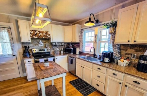 Shelbyville House | Rest well at Eden
