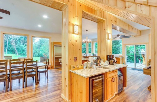 Frenchville Cabin | Resting Eagle Cabin w/Mtn Views in PA Wilds