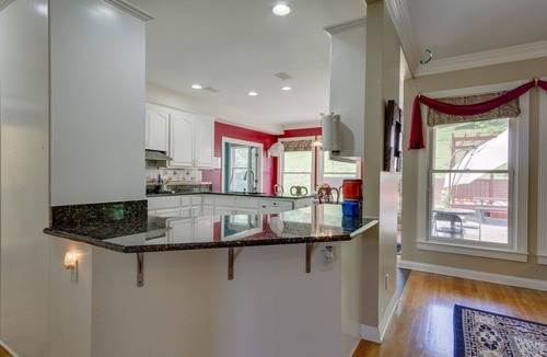 Brentwood House | Ridge Creek Getaway, ideal 4 Friends&Family get-togethers, events & receptions.