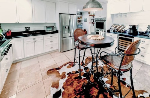 Townsend House | Riverfront Farmhouse & Barndominium. Perfect spot!