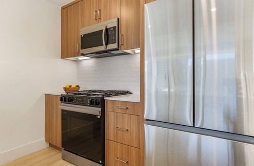 Civic Core Apartment | Rooftop Pool + Gym + Hot Tub | Near Dining Scene + Harbor | Ancora by AvantStay