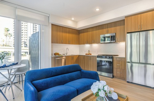 Civic Core Apartment | Rooftop Views + Pool + Fitness Studio | Little Italy | Ancora by AvantStay