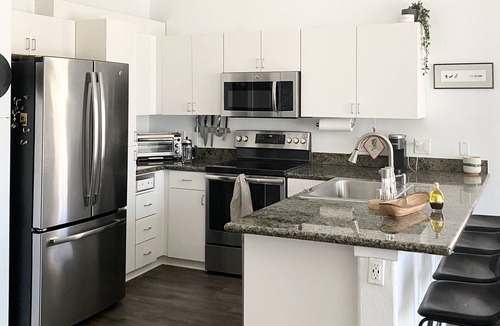 Little Italy Condo | Rooftop Villa - Little Italy
