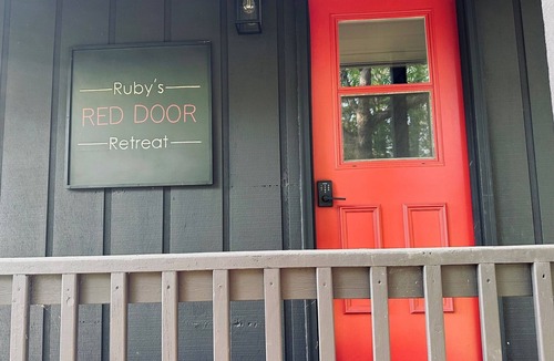 Kandiyohi County Cabin | Ruby's Red Door Retreat on Swenson Lake welcomes you to serenity
