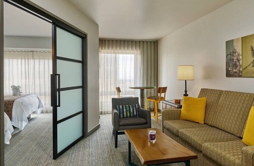 Civic Core Resort | San Diego CA | Gaslamp Eats & Bay Breezes | Pool + Gym