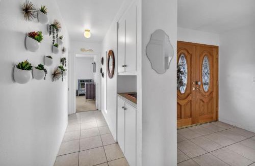 North Clairemont House | SD Family Oasis Great Location Hot Tub and BBQ