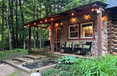 Tylersburg Cabin | Secluded Nature Escape w/Firepit Under the Stars! Family and Friends Reconnect!