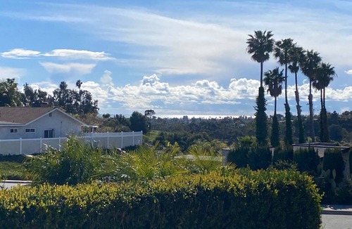 Bay Ho House | Serene 4 Bedroom with Canyon and Ocean Views