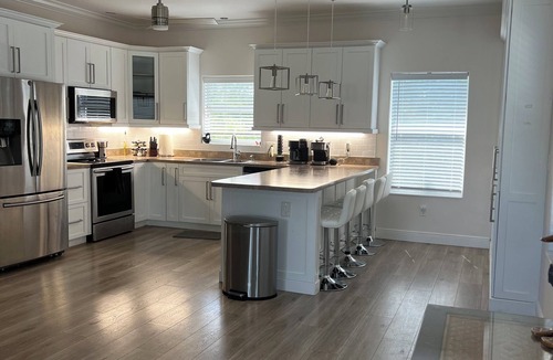 Marathon House | Serene family retreat on exclusive Duck Key Island!