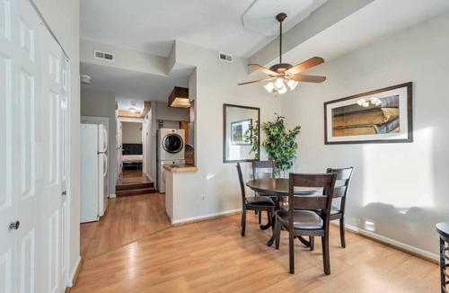 Soulard Condo | Settle into Soulard! 6 Bedrooms 4 full baths