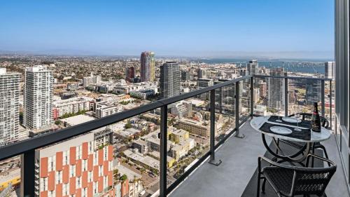 Civic Core House | SkyLux Penthouse by AvantStay