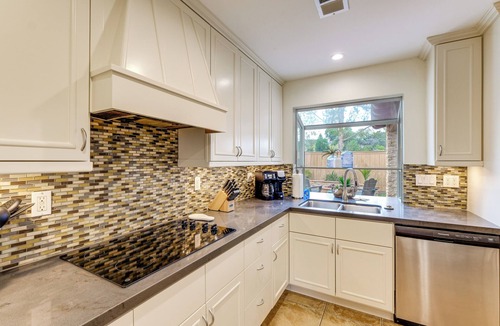 Clairemont House | Sleek Family Home w/Backyard Oasis in San Diego!