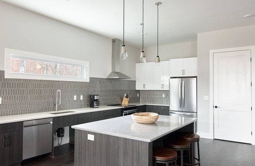 Chestnut Hill Apartment | Sonder The Retreat | Superior Three-Bedroom Apartment w/Rooftop