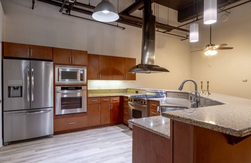Civic Core Apartment | Sophisticated Comfort: Luxury Loft w/Chef's Kitchen in Gaslamp Quarter
