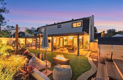 University City House | Spa Retreat: Sauna, Hot Tub & Gym in San Diego