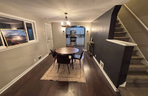 West Mifflin House | Spacious 5BR Entire Home w/Private Studio - Sleeps 10
