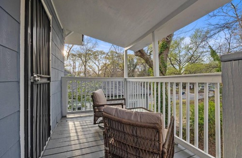 West End House | Spacious 6BR Duplex | Patio + Near BeltLine