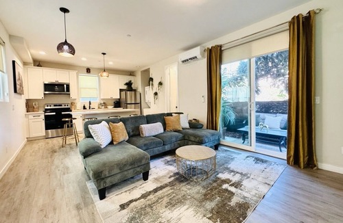 City Heights House | Spacious Golden Safari Townhome