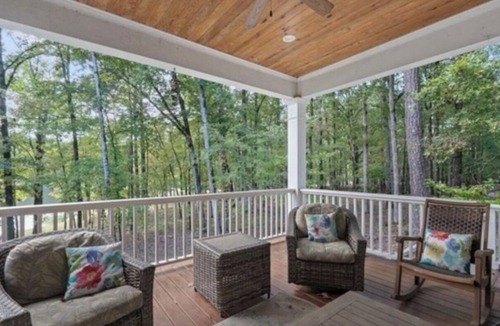 Buckhead House | Spacious private home on Lake Oconee- located in a quiet cove.