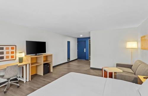Prestonsburg Hotel | Spark by Hilton Prestonsburg