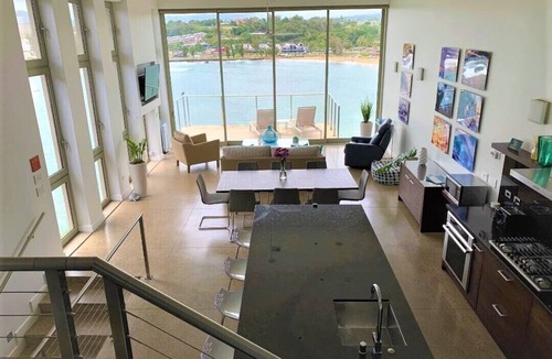 Lihue Condo | Spectacular Oceanfront Penthouse, AC, Sleeps 6