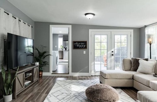 City Heights House | Spotless,Spacious,Spool, GasLamp, Free Parking, Beaches, Privacy