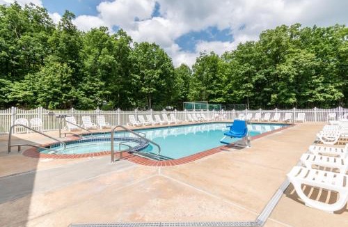 New Holland Resort | Spring Gulch Country House 9