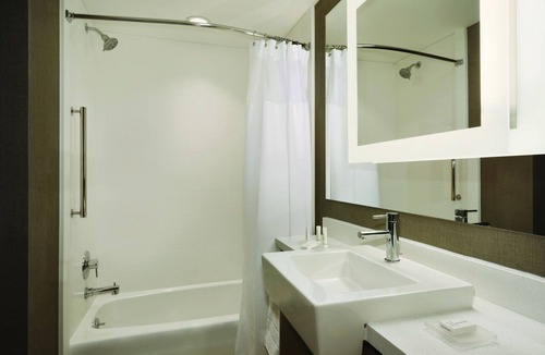 Center Valley Hotel | SpringHill Suites by Marriott Allentown Bethlehem/Center Valley