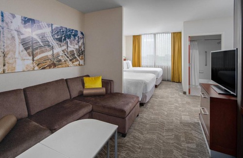 Norwood Park Hotel | SpringHill Suites by Marriott Chicago O'Hare