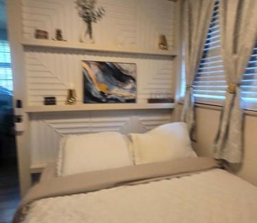 Fairview Heights Apartment | Stacy's Retreat
