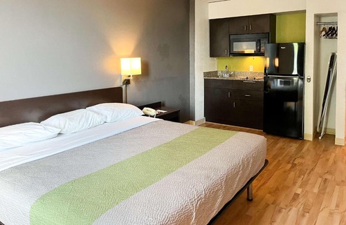 Clarion Hotel | Studio 6 Suites Clarion, PA