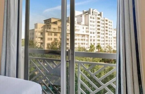 Baytowne Wharf Condo | Studio In Sandestin's Baytowne With Superb View