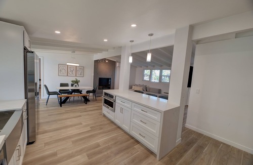 Bay Park House | Stunning 6BR Bay Ho Villa Huge Pool Family-Friendly Central SD