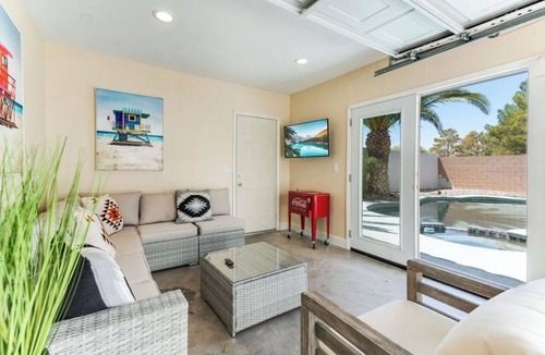 Green Valley North Ski Chalet | Stunning Home Pool, Cabana & BBQ