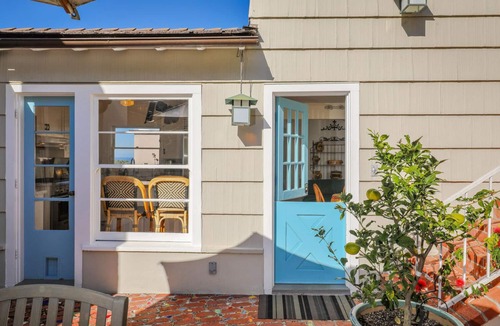 Village of La Jolla House | Stunning Oceanview Craftsman in the village Of La Jolla - Walk To All!