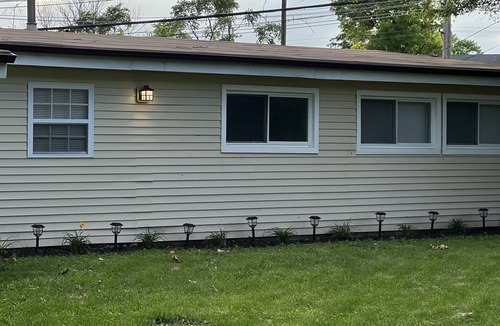 Airport Township House | Stylish 3br 2 bath close to downtown, the airport, and freeways.