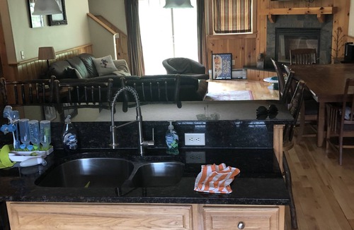 Carrabassett Valley Condo | Sugarloaf on mountain sleeps 10-12 3 bedrooms. short walk to snubber lift