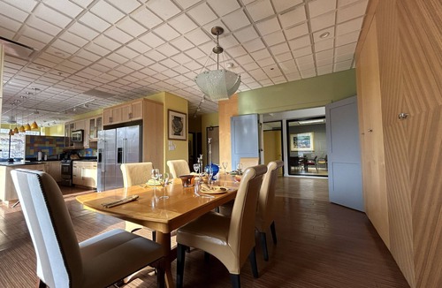 Downtown Pittsburgh Apartment | Suite steps from the Draft Experience at Point State Park - sleeps 8