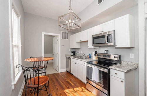 Covington Condo | Suites on Main 3