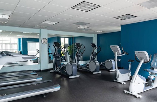 Mission Valley Resort | Sunny and Warm in WorldMark Mission Valley San Diego! Close to everything!n